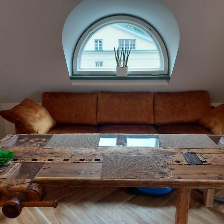 Modern History Apartment تالين المظهر الخارجي الصورة