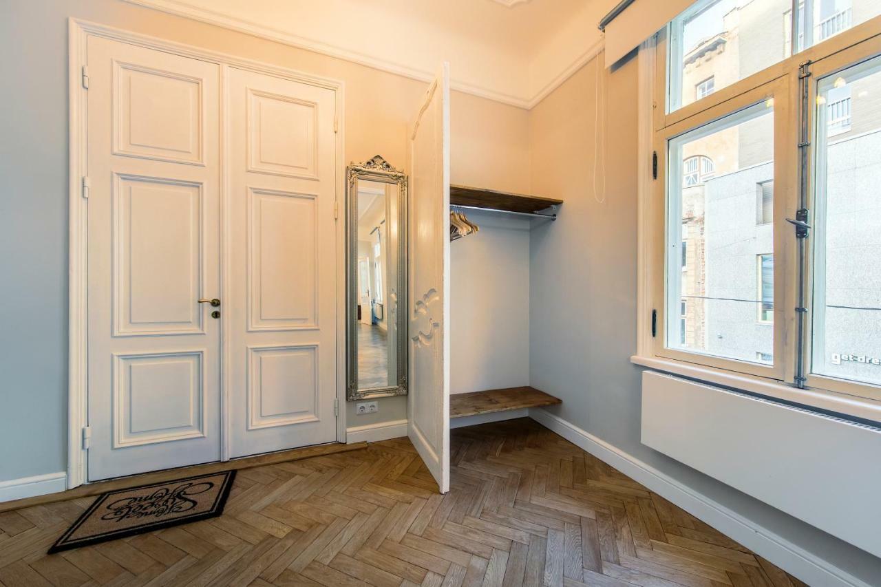 Modern History Apartment تالين المظهر الخارجي الصورة