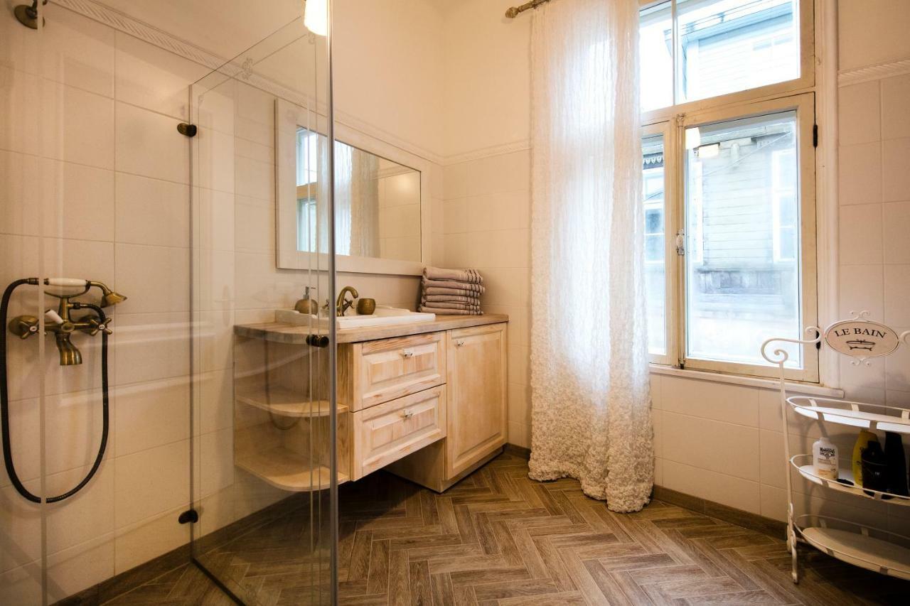 Modern History Apartment تالين المظهر الخارجي الصورة