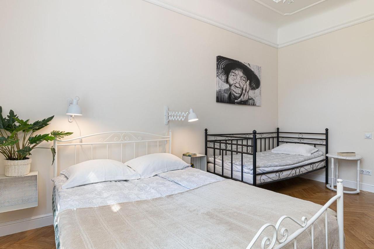 Modern History Apartment تالين المظهر الخارجي الصورة